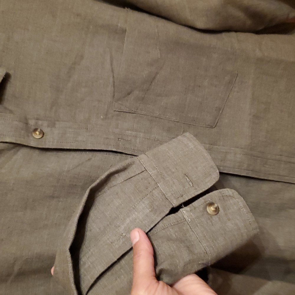 OLD NAVY SIZE LARGE LINEN BLEND Men's Khaki Shirt - Picture 3 of 8